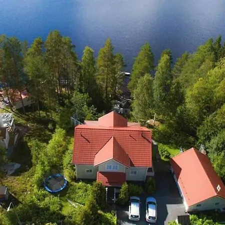 Dazzling And Spacious Huvikumpu By The Villa